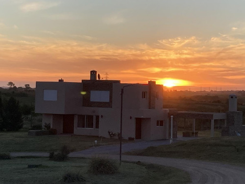 Casa - Countries/b.cerrado (carrasco)