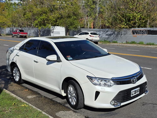 Toyota Camry 2.5 L4 At