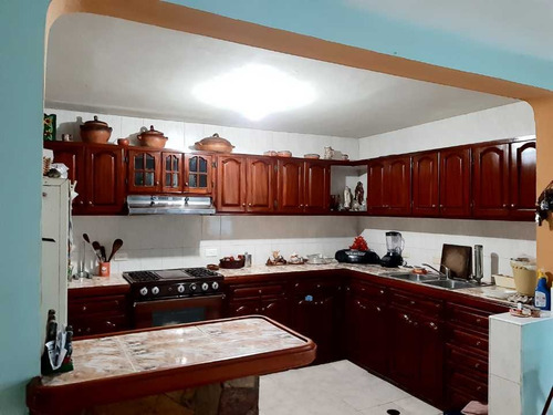 Imagen 7 de 10 de Venta De Casa En Urb. El Cafetal Naguanagua, Edo. Carabobo.