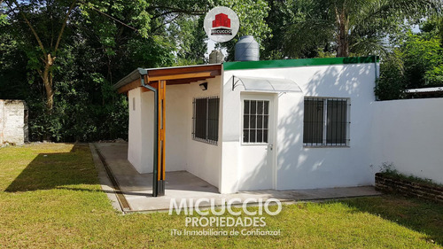 Ph En Venta, Santa Cruz 1350, Barrio Las Lomas, Belén De Escobar