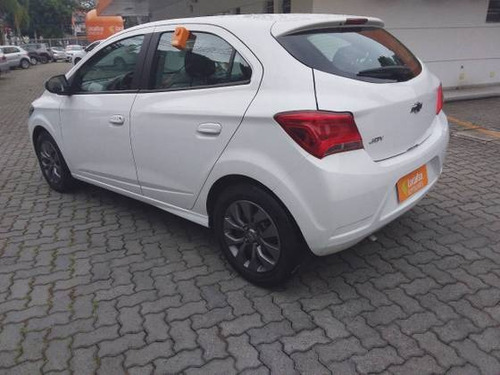 Imagem 3 de 9 de Chevrolet Onix 1.0 Mpfi Joy 8v Flex 4p Manual
