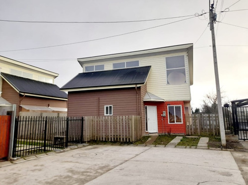 Hermosa Casa Nueva En Frutillar