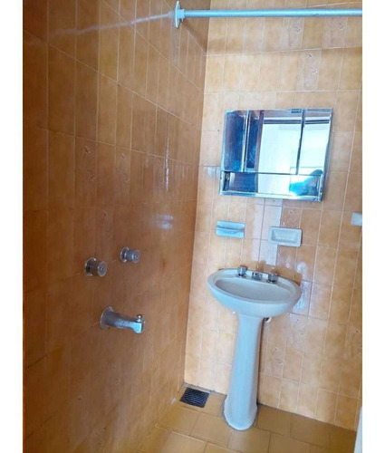 Imagen 11 de 13 de Monoambiente En Venta Sobre Santa Rosa Y Neuquen, Alberdi.