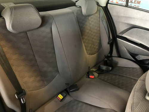 Imagem 8 de 14 de Hyundai Hb20s 1.6 Comfort Plus 16v Flex 4p Automático