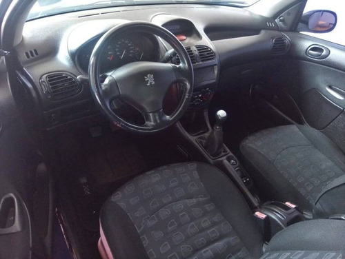 Imagem 8 de 10 de Peugeot 206 1.4 Presence 8v Flex 2p Manual
