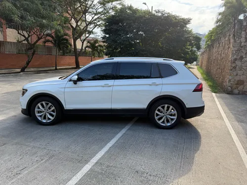 Volkswagen Tiguan Allspace Comfortline 2.0 Tsi 4motion Blindaje 2 plus