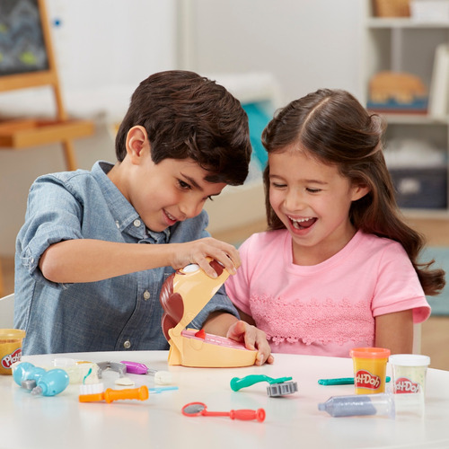 Imagen 6 de 10 de Play Doh Dentista Bromista Taladra Y Rellena Plastilina
