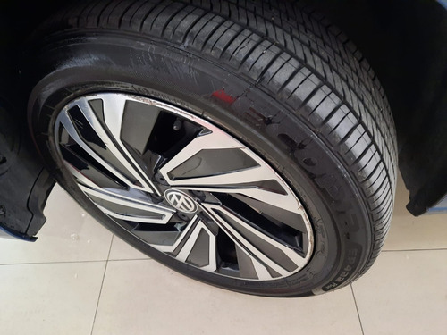 Imagen 9 de 25 de Volkswagen Vento Highline 250 Tsi At 2021 Azul 32.500kms U/m