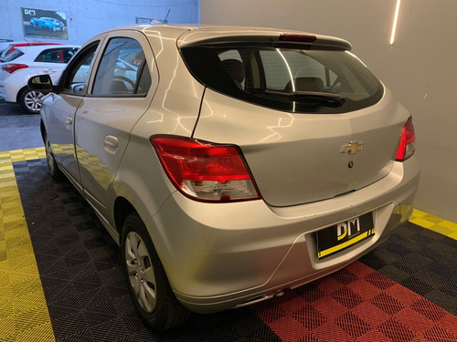 Chevrolet Onix 1.0 MPFI LT 8V FLEX 4P MANUAL