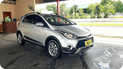 Hyundai Hb20x 1.6 16v Style Flex 4p Automático