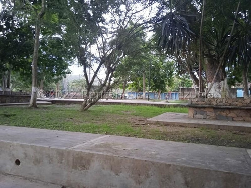 Leida Falcon Rentahouse Vende Terreno En Bejuma Carabobo 23-11663 Lf