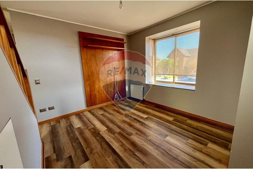 Venta Casa Condominio Las Pircas - 4d-4b-3eyb