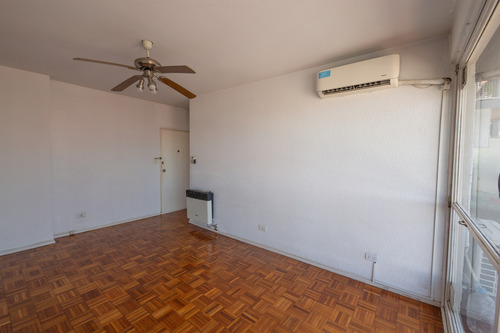 Departamento En Arenales 1500