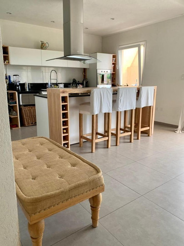Imagen 7 de 16 de ** Venta Casa Buenos Aires Village