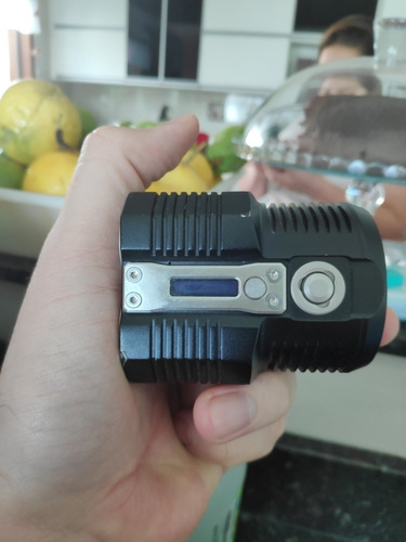 Lanterna Tatica Ultra Potente Nitecore Tm26
