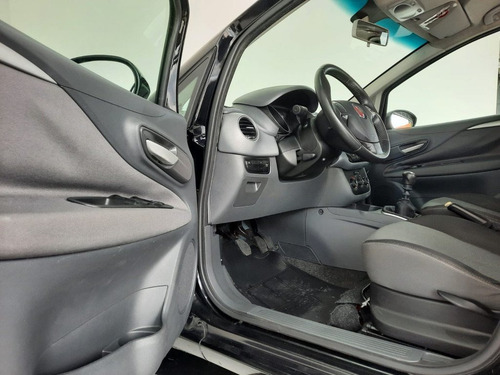 Imagem 10 de 14 de Fiat Punto 1.6 Essence 16v Flex 4p Manual