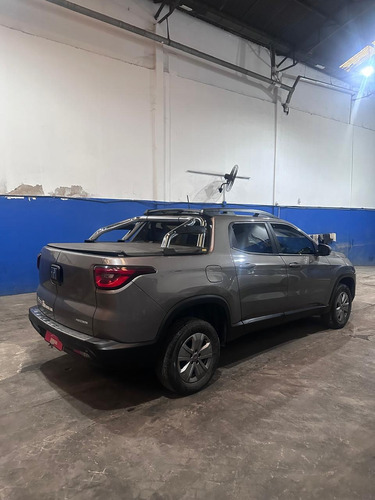 Fiat Toro Freedom 1.8 16v 4x2 At6