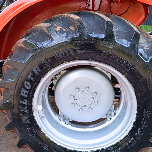 Trator 4x2 Agrale C/ Roçadeira Articulada Lavrale Rha150