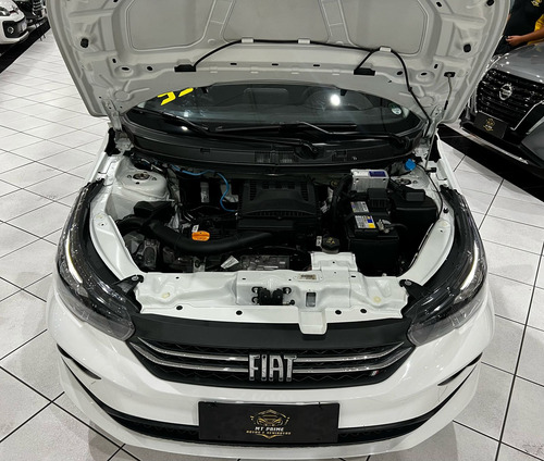 Fiat Cronos 1.3 Drive Flex 4p