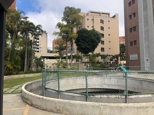 Imagen 17 de 17 de Venta Apto Calle Exclusiva Colinas De Valle Arriba