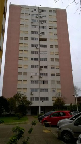 Departamento Dos Dormitorios En Venta En #laplata