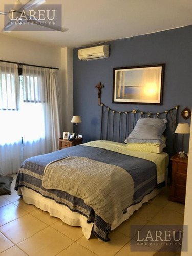 Departamento De 2 Ambientes En Venta - Tortugas Garden
