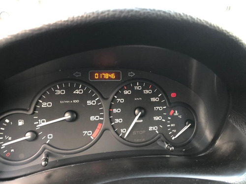 Peugeot 206 1.4 Presence 8v Flex 4p Manual