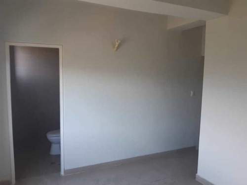 Imagen 2 de 9 de Apartamento En Res. Monreale. Pha-745