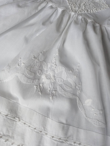 Imagem 4 de 7 de Vestido Infantil Renda Renascença Tamanho M
