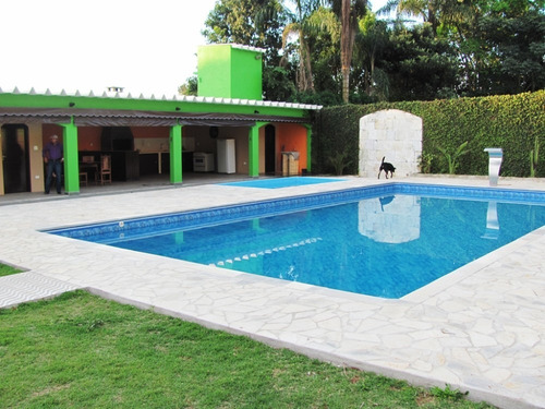 Venda - Chácara Cantinho Verde.
