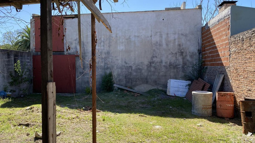 Imagen 7 de 11 de Galpón - Centro De Lujan