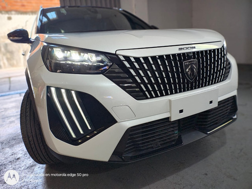 Peugeot 2008 1.0T Gt