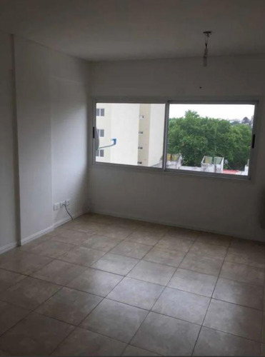 Imagen 5 de 8 de Departamento Venta - 1 Dormitorio 1 Baño - 37mts2 Totales - Moron