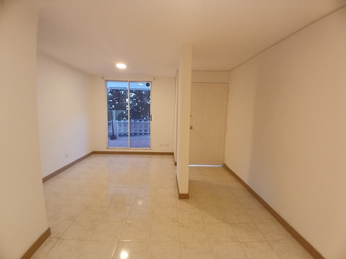 Casa En Arriendo Ubicada En Medellin Sector Belen La Mota (22398).