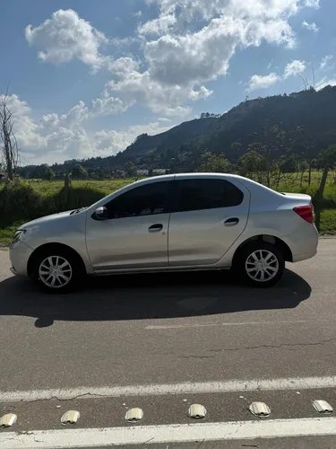 Renault Logan 1.6 Expression
