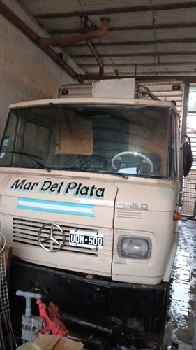 Imagen 2 de 6 de Mercedes-benz 608