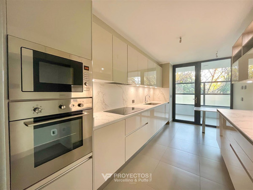 Departamento En Venta De 4 Dorm. En Lo Barnechea