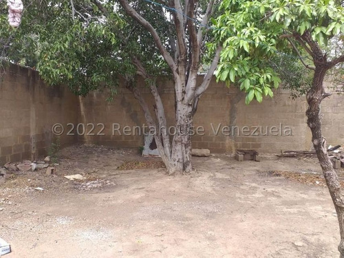 Imagen 26 de 26 de Amplia Y Comoda Casa Colonial, 04120656408 Mls 23-2219