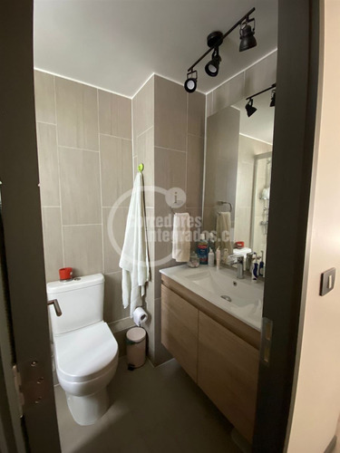 Departamento En Venta De 2 Dorm. En Puerto Varas