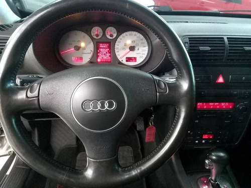 Imagem 3 de 11 de Audi A3 1.8 20v 150cv Turbo Gasolina 4p Automático