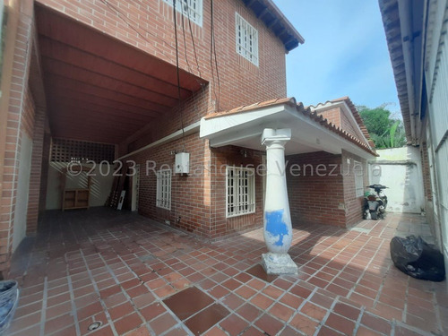Casa En Venta En Urb. Mario Briceño Iragorry, Maracay, 23-29323 Lln