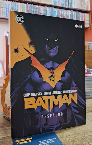 Batman: Respaldo. Editorial Ovni Press.