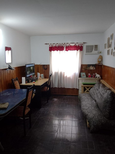 Departamento En Venta - 3 Dormitorios 1 Baño - Cochera - 67mts2 - Merlo