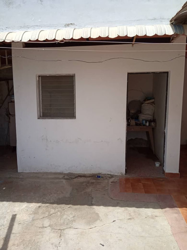 Casa Con Terreno Playa Grande