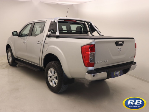Imagem 8 de 15 de Nissan Frontier Xe Cd 4x4 2.3 Bi-turbo Aut. 2018/2019