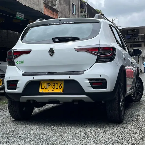 Renault Stepway INTENS MT 1.6CC 2023