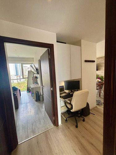 Vive Con Estilo En Argenta Towers, Bosque Real !