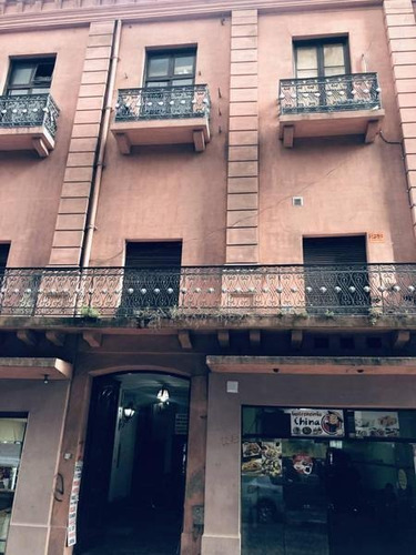 Imagen 3 de 13 de Departamento De 4 Plantas En Venta Plaza De Mayo Montserrat