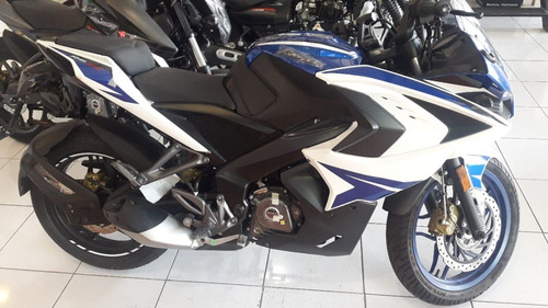Imagen 2 de 2 de Bajaj Rs 200
