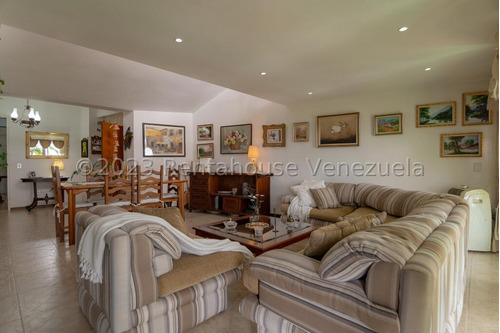Sm Apartamento En Venta En Villa Nueva Hatillo 24-22346 Yg